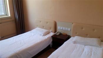 Baoxing Express Hotel - Tientsin Esterno foto